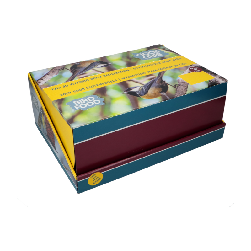 Bûten Food Tree Trunk Fat Feeder in display